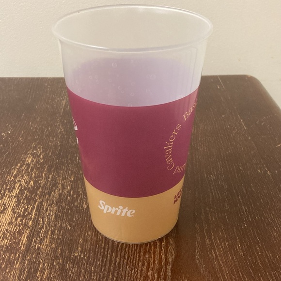 Cleveland Cavaliers Souvenir Cup - Picture 2 of 3